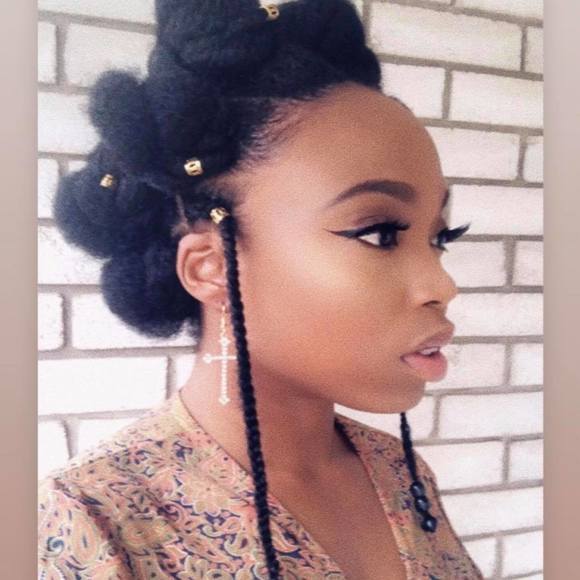 Meet your Posher, Charlene - Picture 1 of 1